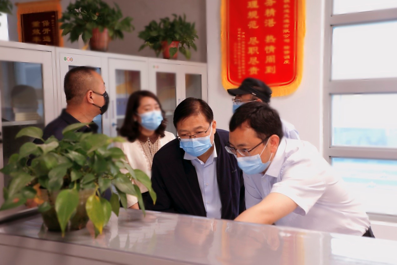 图片2 图片2